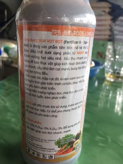 Phân bón la V.ua vọt đọt chai 500ml. cty Quả Cầu Lửa