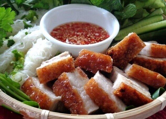 Nước mắm ruốc Cơm Vàng x 2 chai