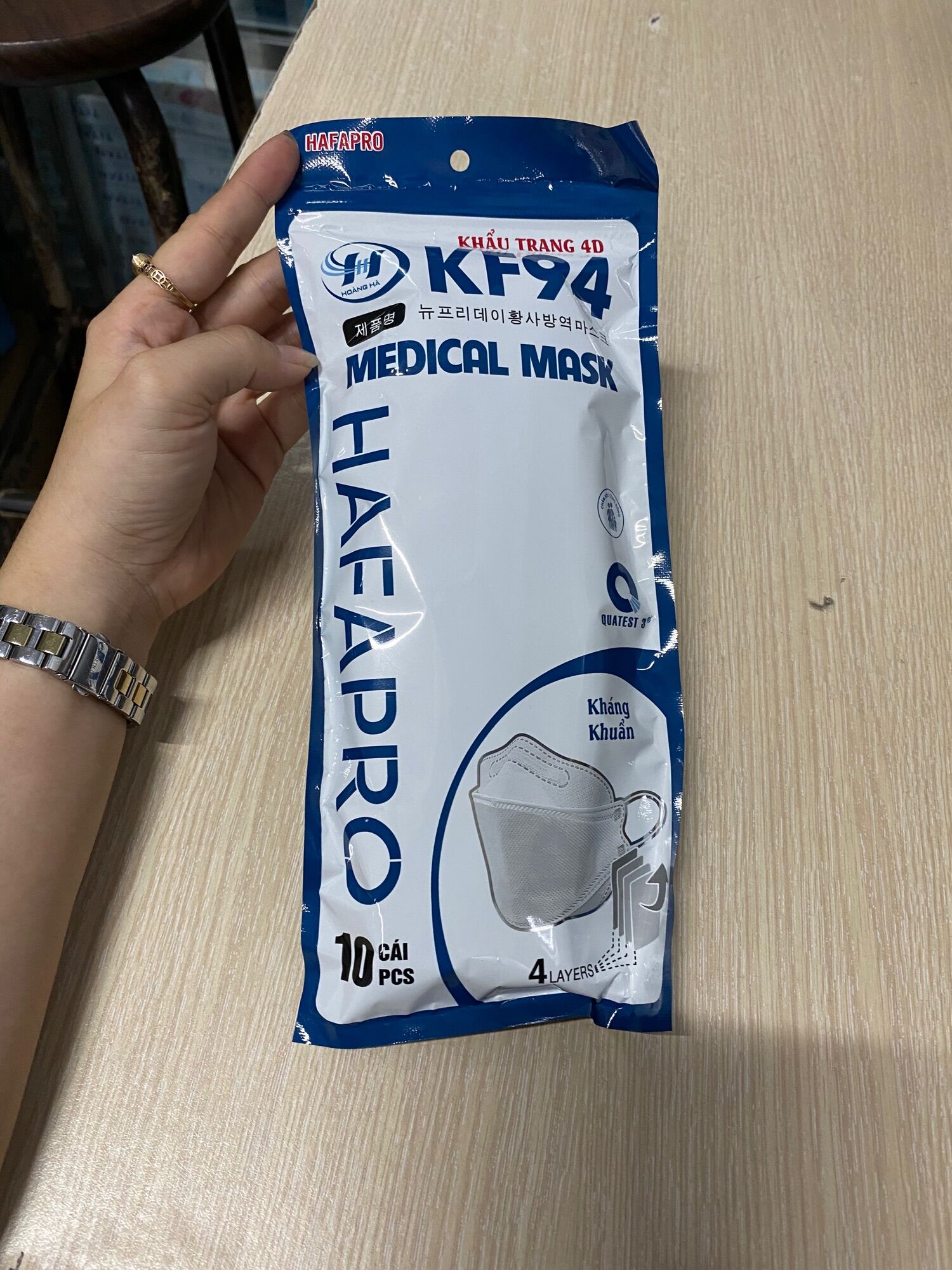Khẩu trang 4D KF94 HAFAPRO giúp kháng khuẩn, lọc bụi mịn và ngừa vi khuẩn xâm nhập (Thùng 300 cái )