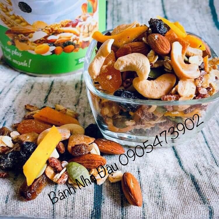 Ngũ Cốc Giảm Cân Min Min Granola Ăn Liền Cho Bữa Sáng Lành Mạnh Hộp 500gr