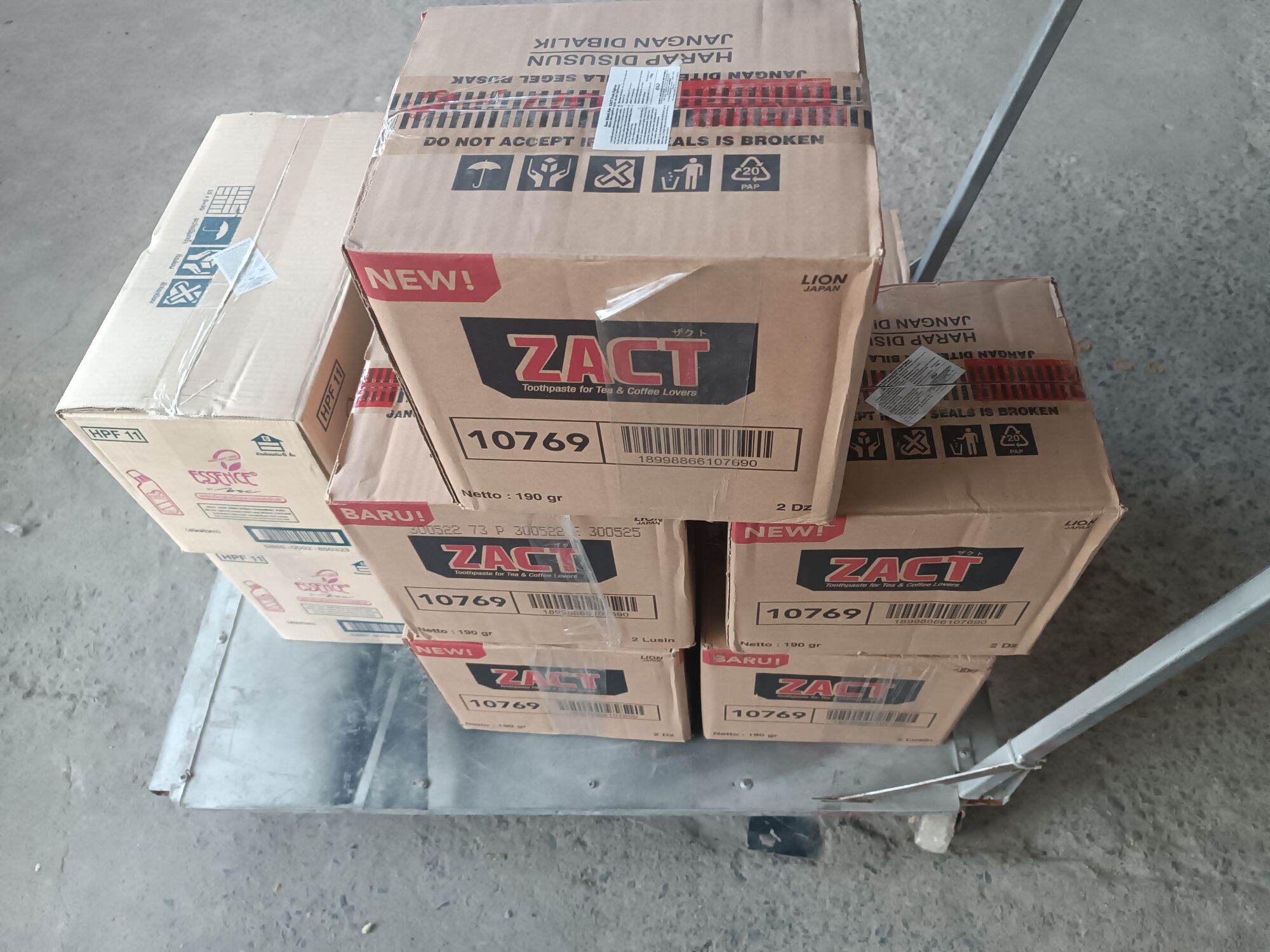 [HCM]Kem đánh răng Zact 190g nhập khẩu Indonesia