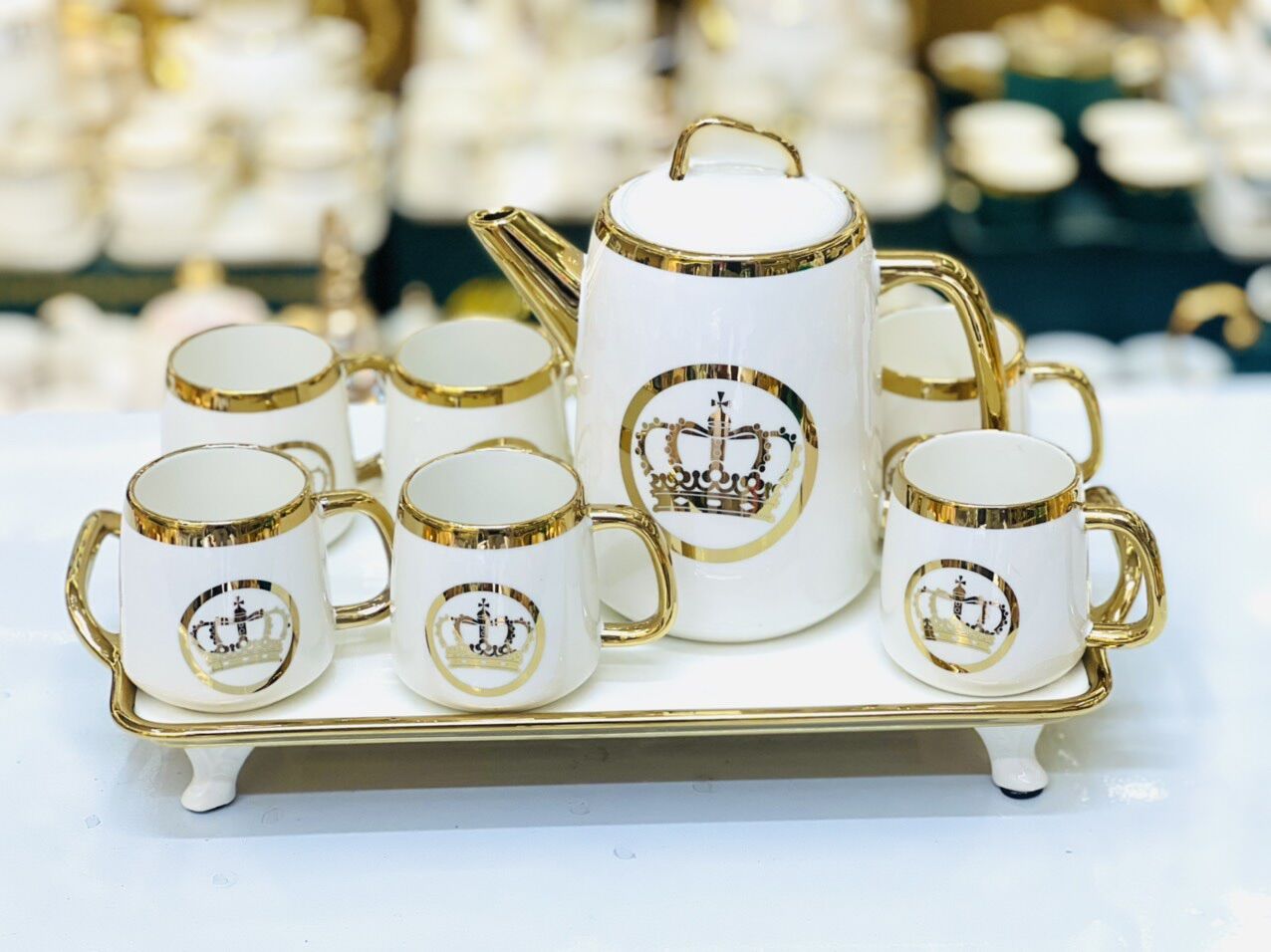Bộ ấm trà chất liệu gốm sứ cao cấp. Phong cách Bắc Âu.