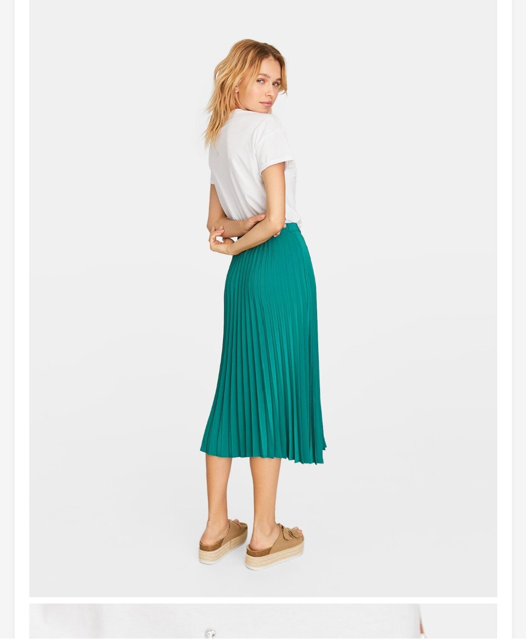 Chân váy Stradivarius sz Xs, Auth, new 99%
