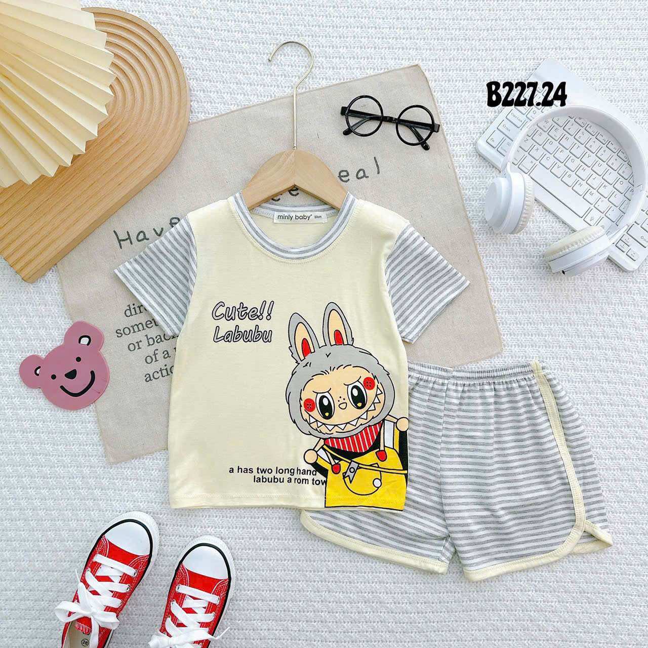 Short-Sleeved T-Shirt Set for Boys