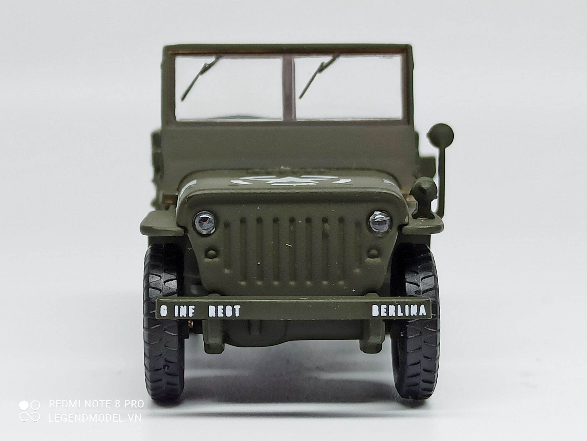 Mô hình xe Jeep Willys 1947 tỷ lệ 1/43