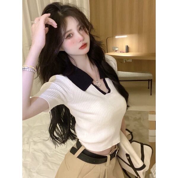 ÁO CROPTOP KIỂU CỔ BẺ PHỐI MÀU XINH H6