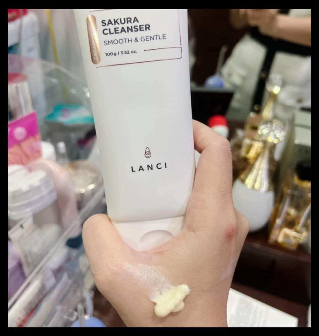 Sữa rửa mặt Lanci Sakura Cleanser Smooth & Gentle 100ml
