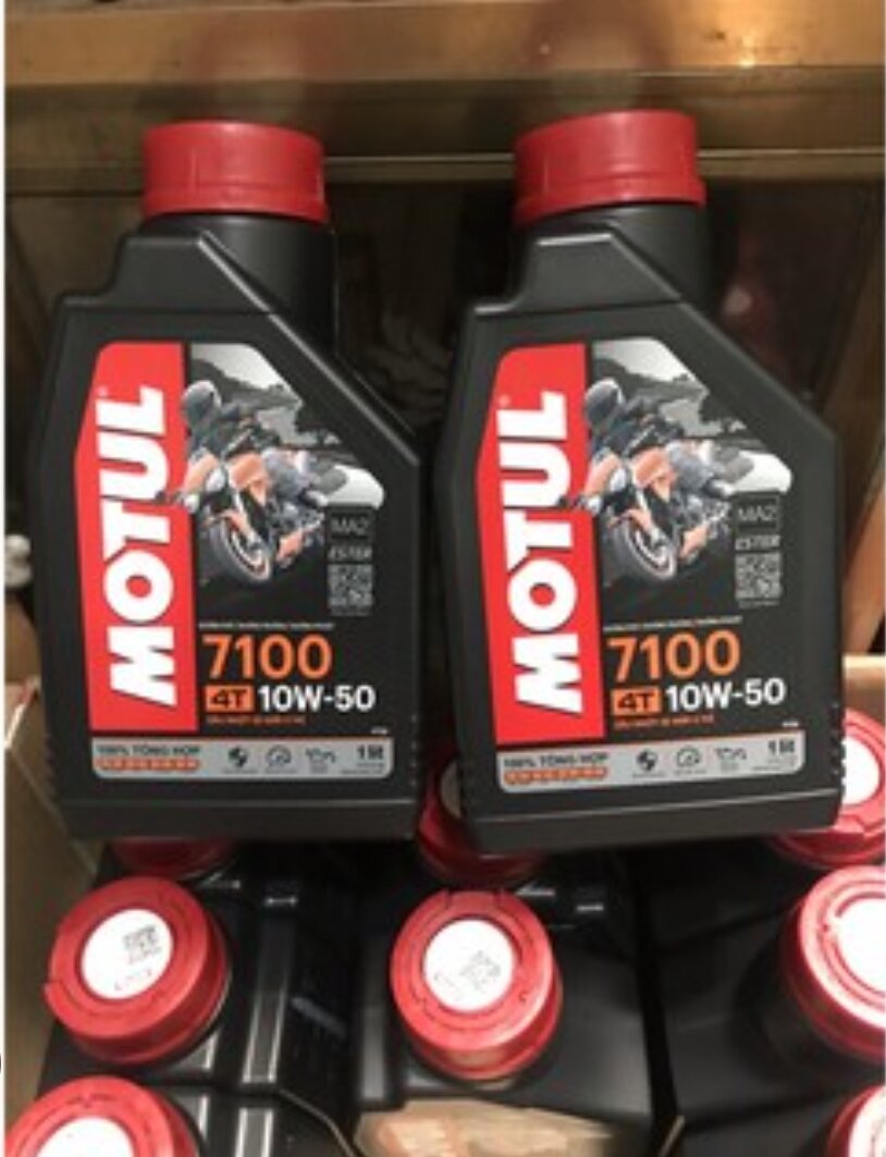 Motul 7100