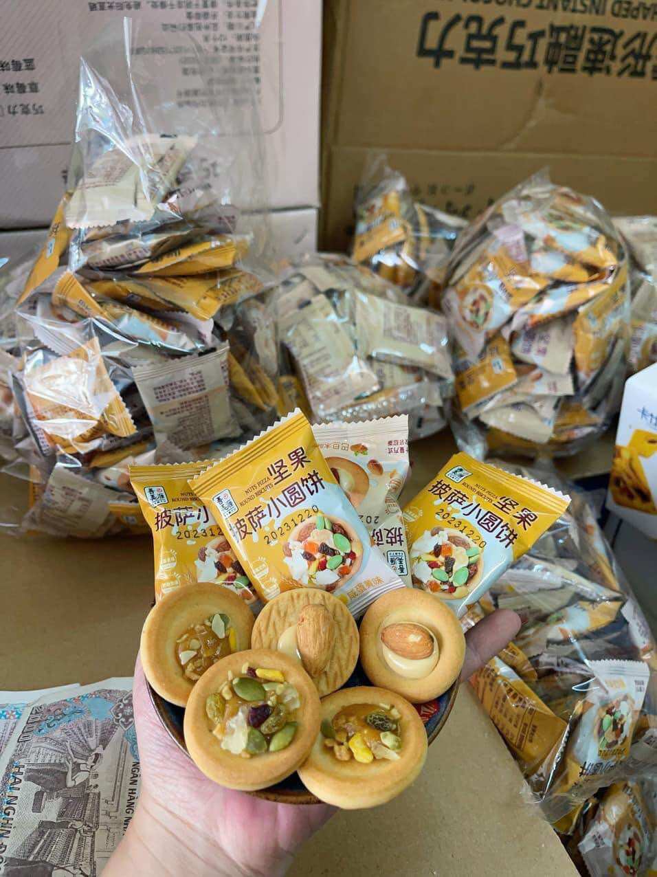 Bịch 100 gr bánh quy pizza hạt dinh dưỡng bao mix vị