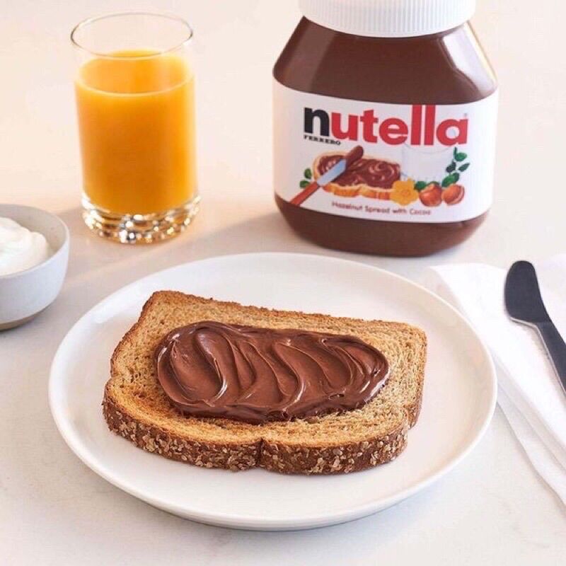 Bơ Hạt Phỉ Phết Cacao Nutella 680g