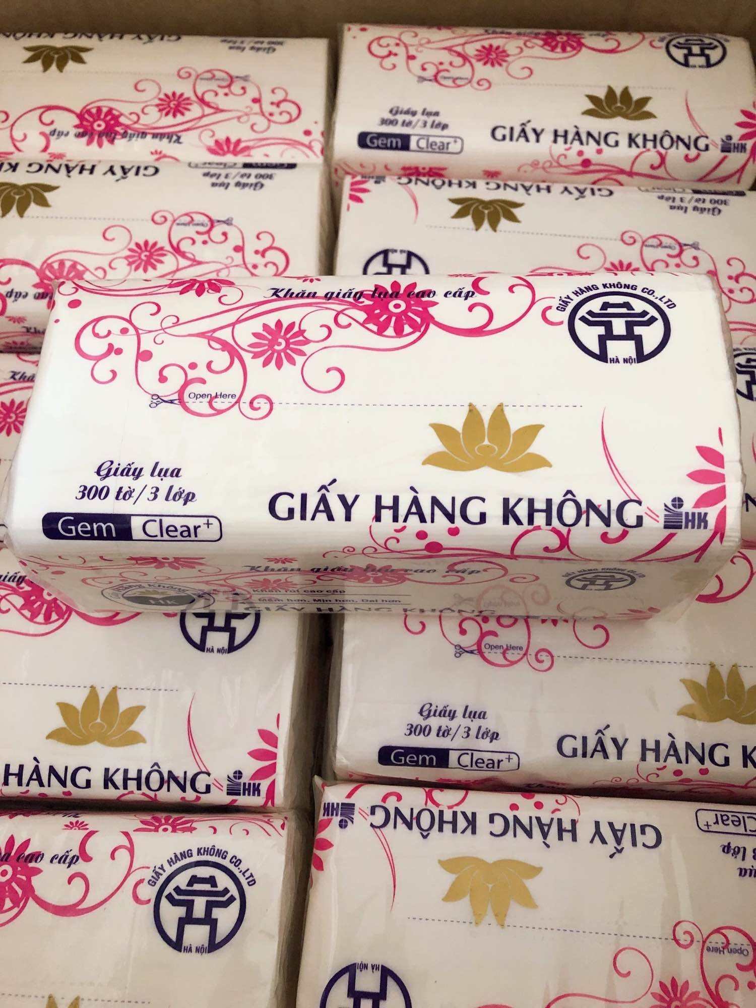 THÙNG 40 GÓI KHĂN GIẤY RÚT LỤA HK 300 TỜ 3 LỚP MỀM MỊN 250GRAM