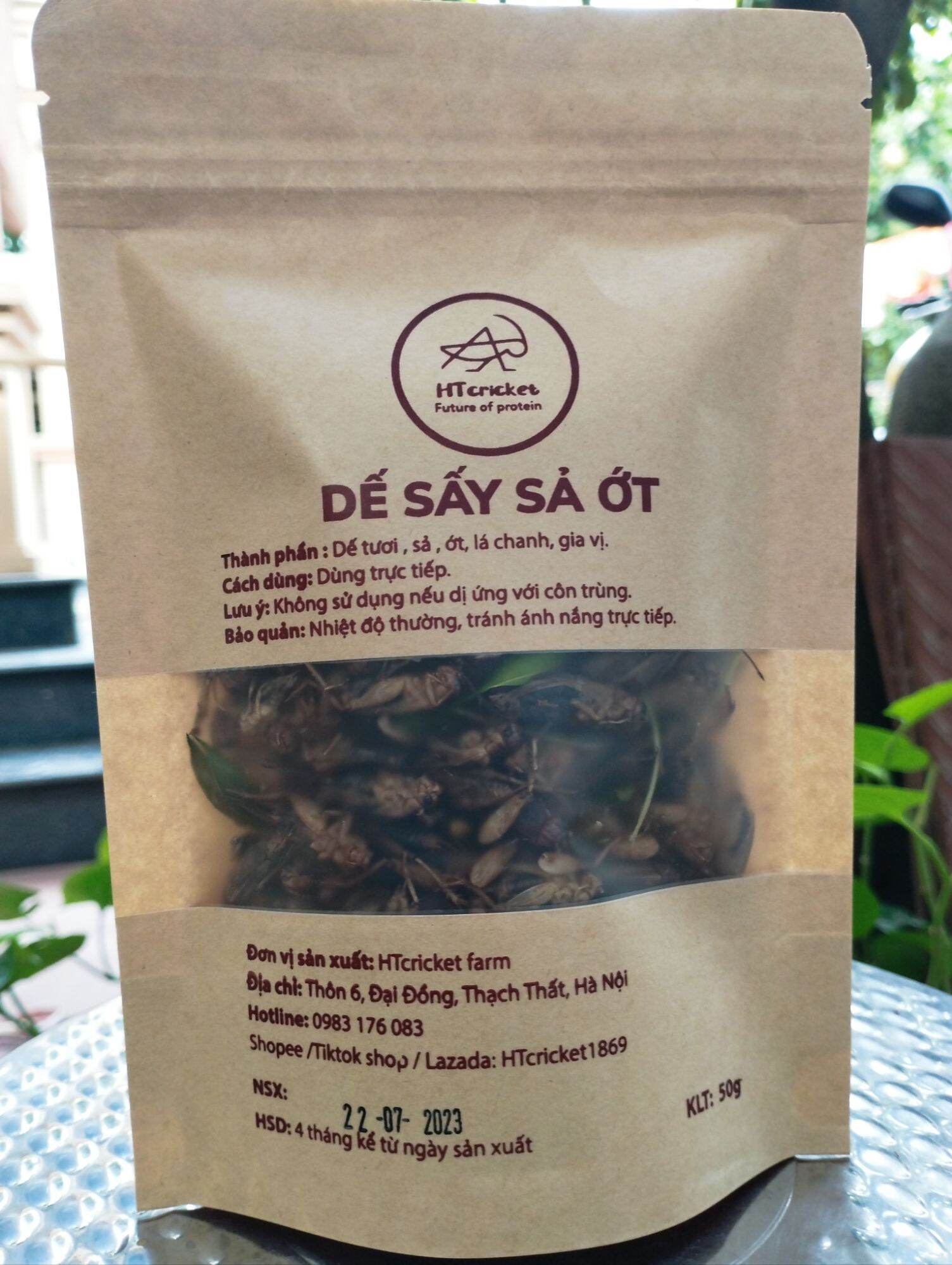 Dế sấy sả ớt, dế sấy giòn, dế sấy cay giòn