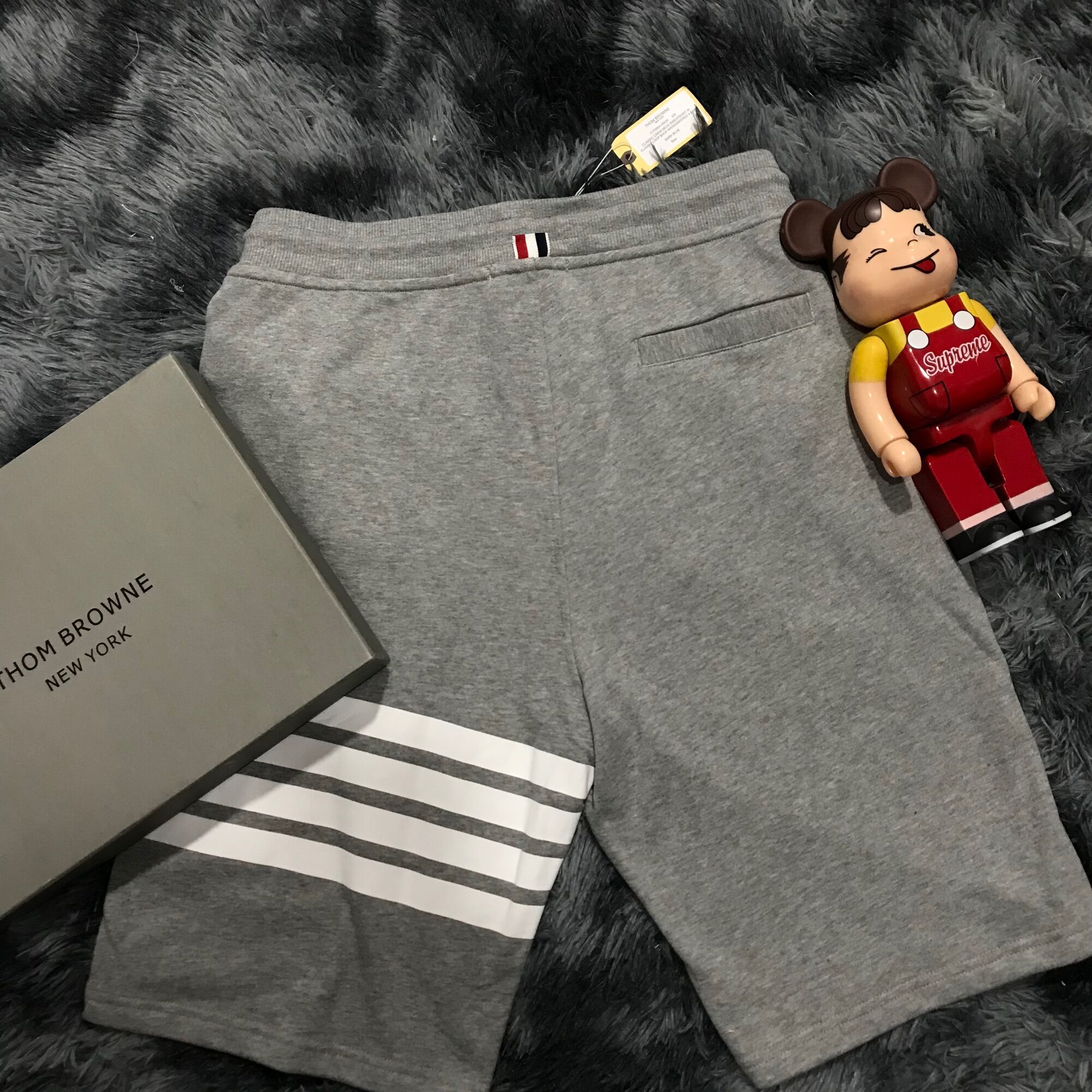 Quần short Thom Brow xám cao cấp