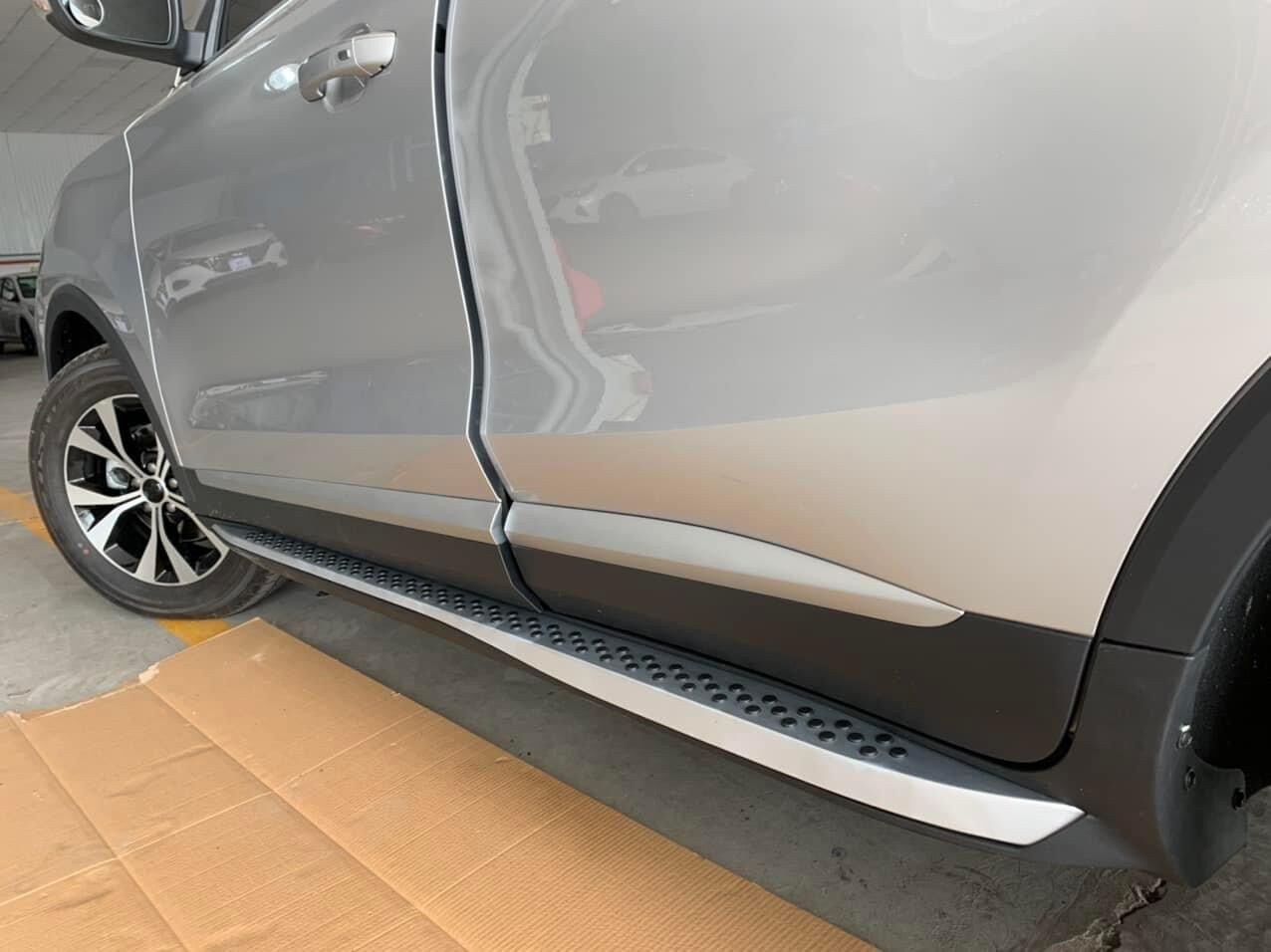Bệ Bước chân MG Zs