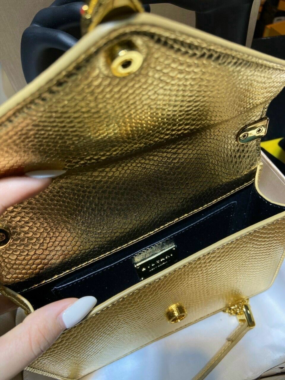 Túi xách nữ size 20 CHẤT DA THẬT hàng fullbox nam châm cao cấp