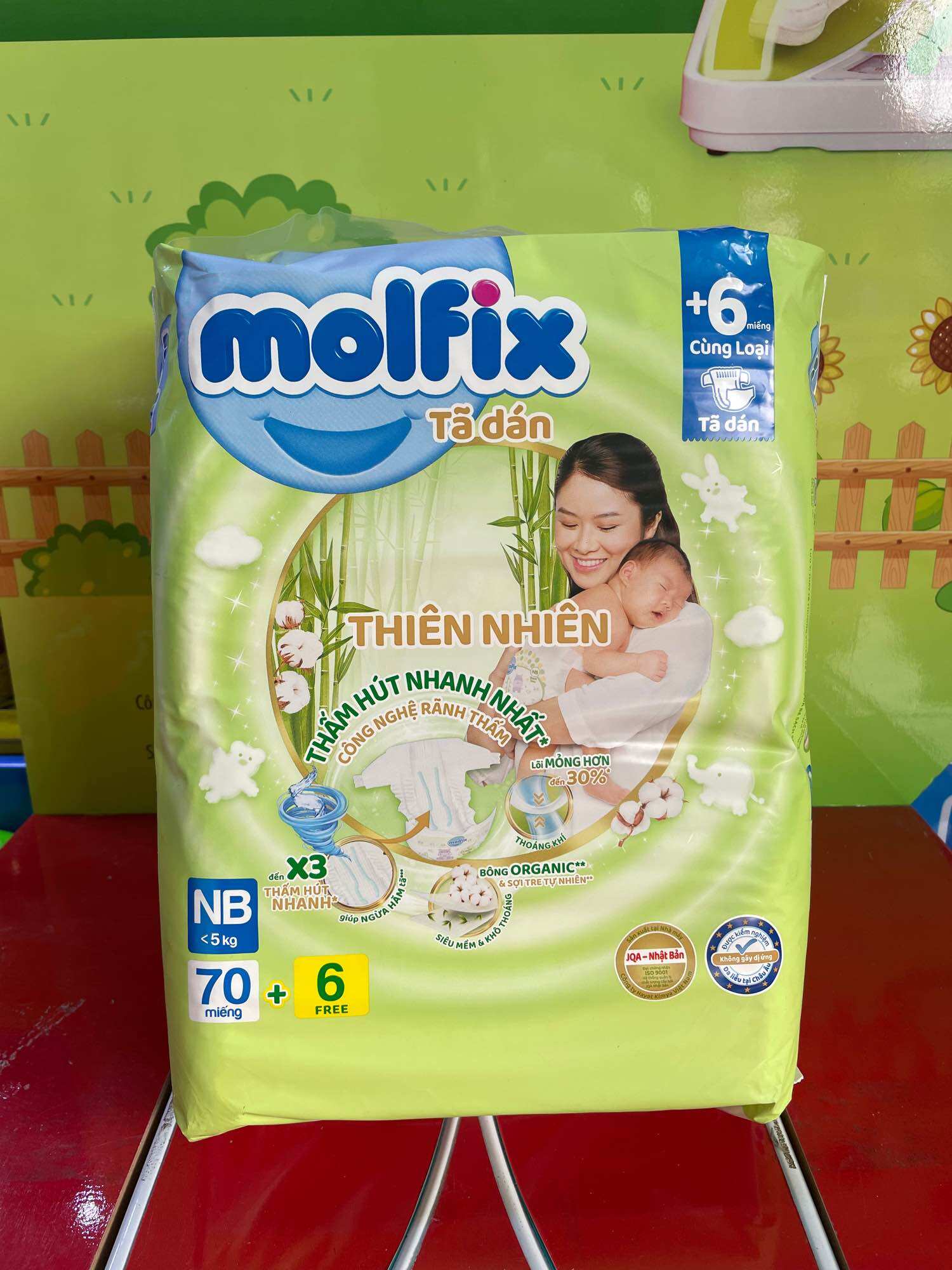 Tã Dán Sơ sinh Molfix Thiên nhiên XS70 + 6 (Dưới 5Kg)