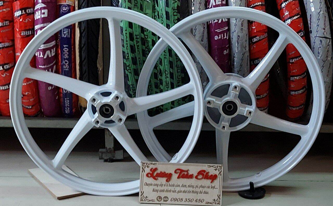 Bánh mâm 5 cây gắn xe exciter 135 màu trắng