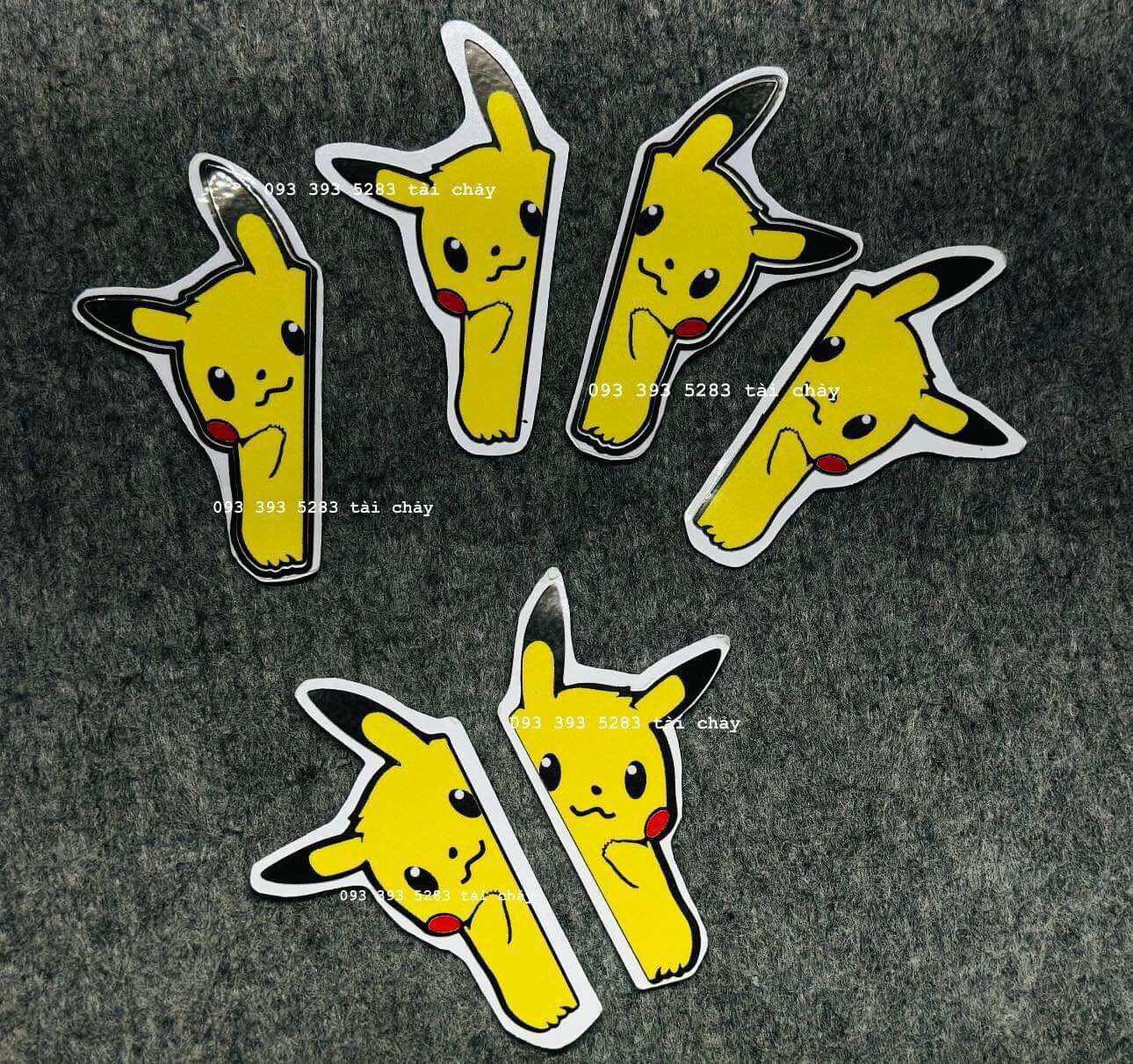[1 Sticker] Small Size Pikachu Sticker for Car Decoration