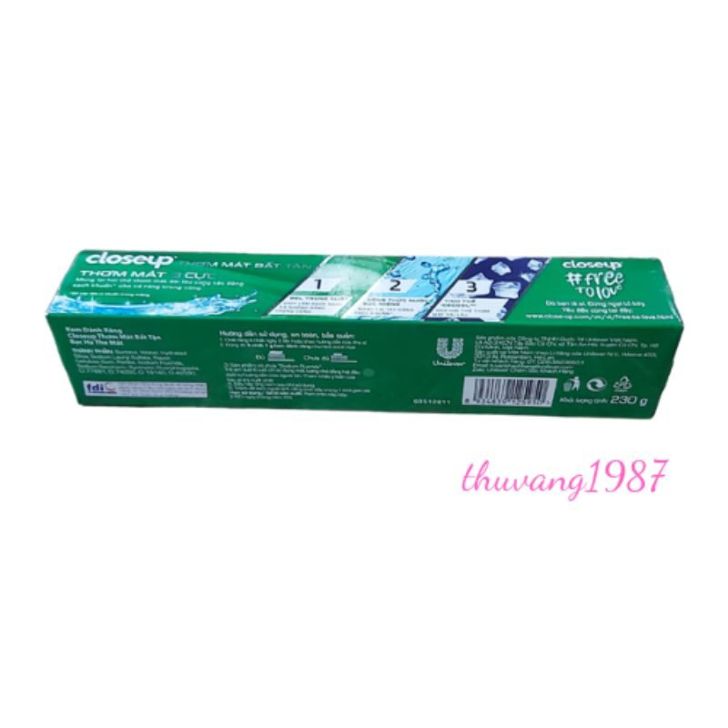 Kem đánh răng Closeup bạc hà thơm mát 230g