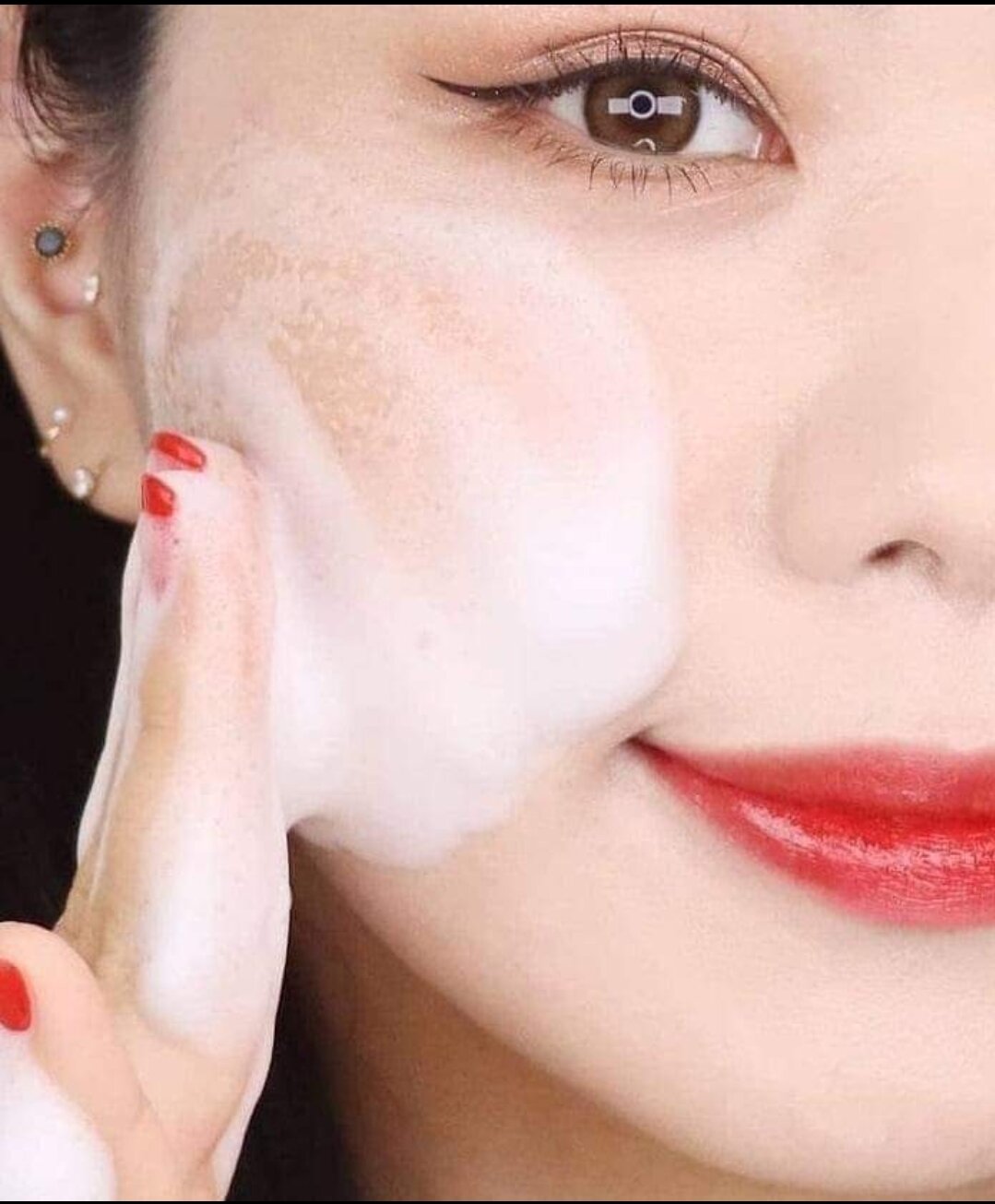 Sữa rửa mặt tạo bọt kiểm soát dầu Avene Cleance 400ml