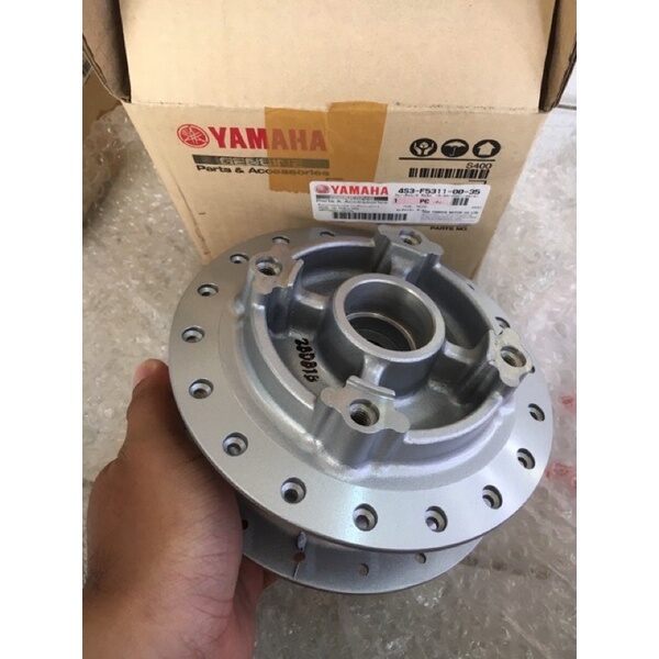 Đùm sau Ex135 2011-14 zin hãng