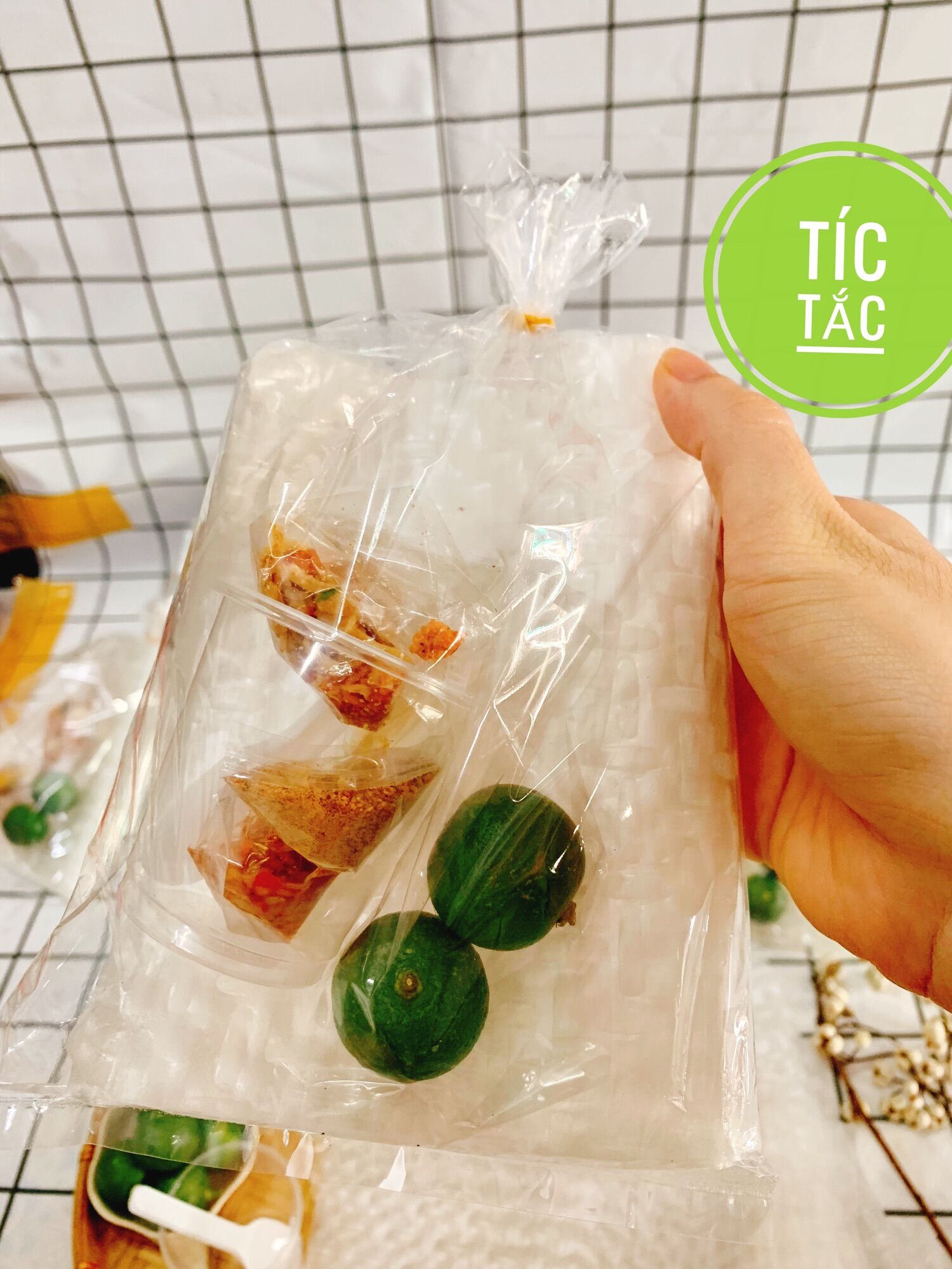 Bánh Tráng phơi sương chấm Sate ớt tắc