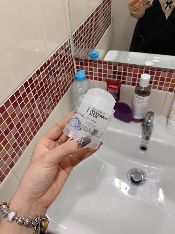 Lăn Khử Mùi Đá Khoán DEO KLEAR Thái Lan 70gram