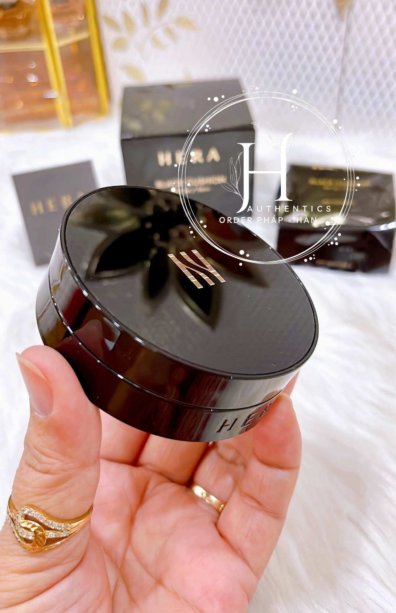[ HCM ] PHẤN NƯỚC CUSHION HERA BLACK N.21 TONE TỰ NHIÊN