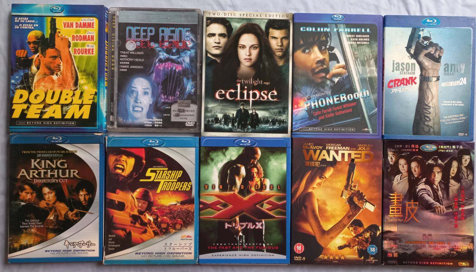 Combo 10 đĩa DVD phim nước ngoài (đã qua sử dụng) như hình.
