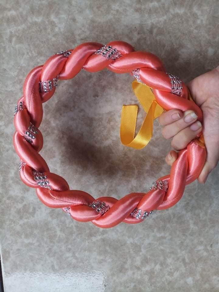 mấn cách tân, mấn đội áo dài