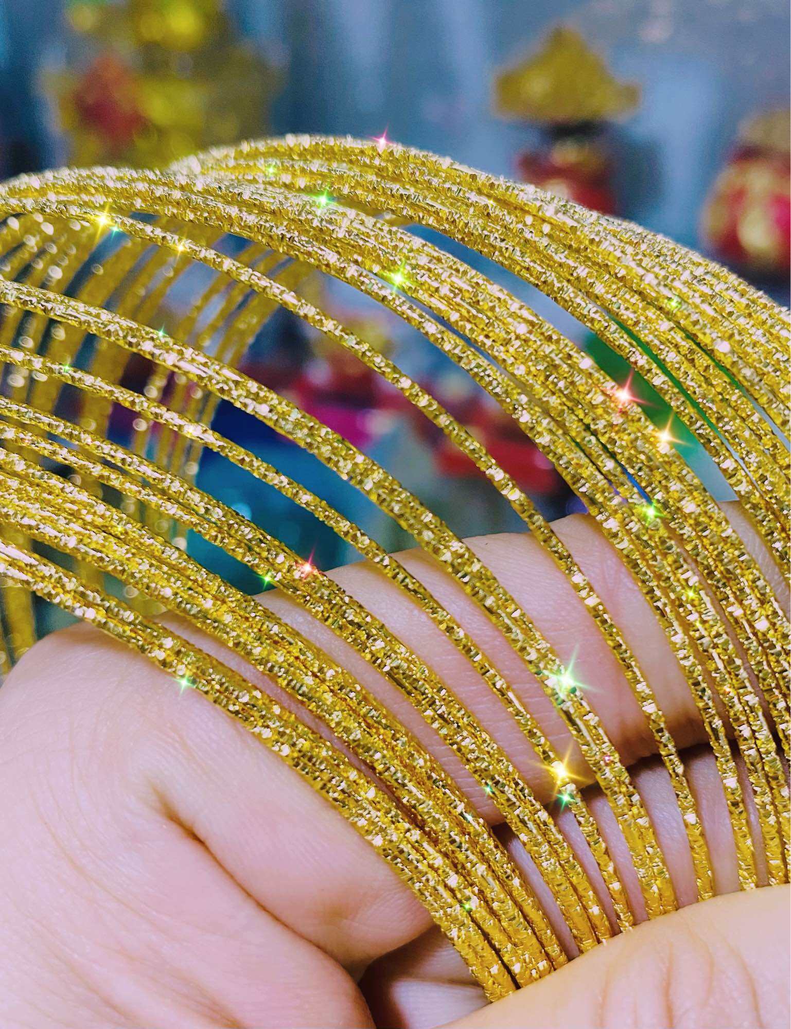 Lõi vàng titan bền đẹp lấp lánh làm kiềng cổ vòng tay vòng handmade