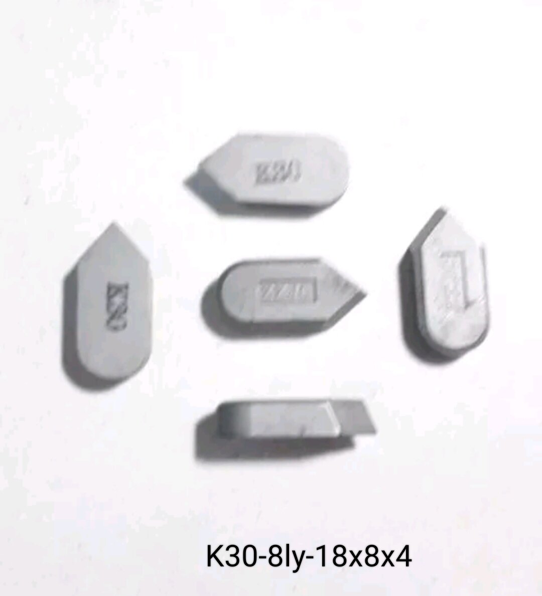 Mũi dao tiện K20- K30  x5cái....