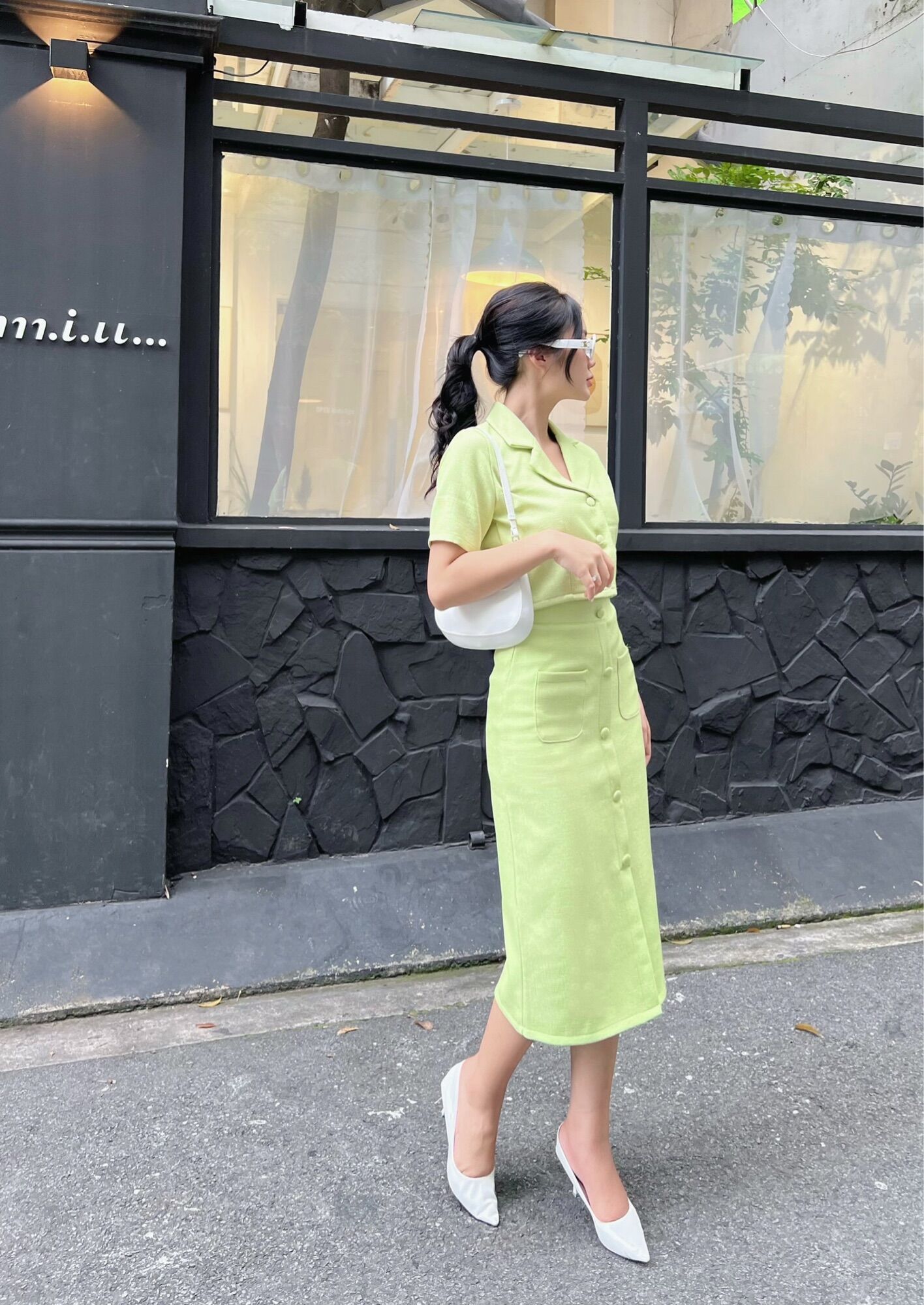 Set Vest Chân Váy Dài Nút Bọc