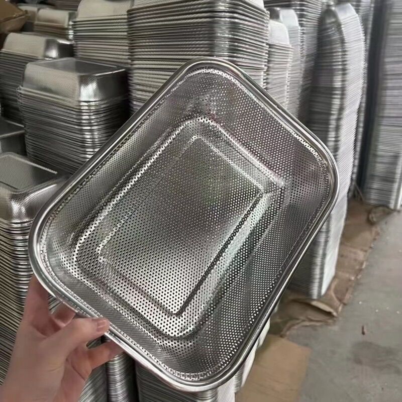 Rổ inox chữ nhật dạng đục lỗ