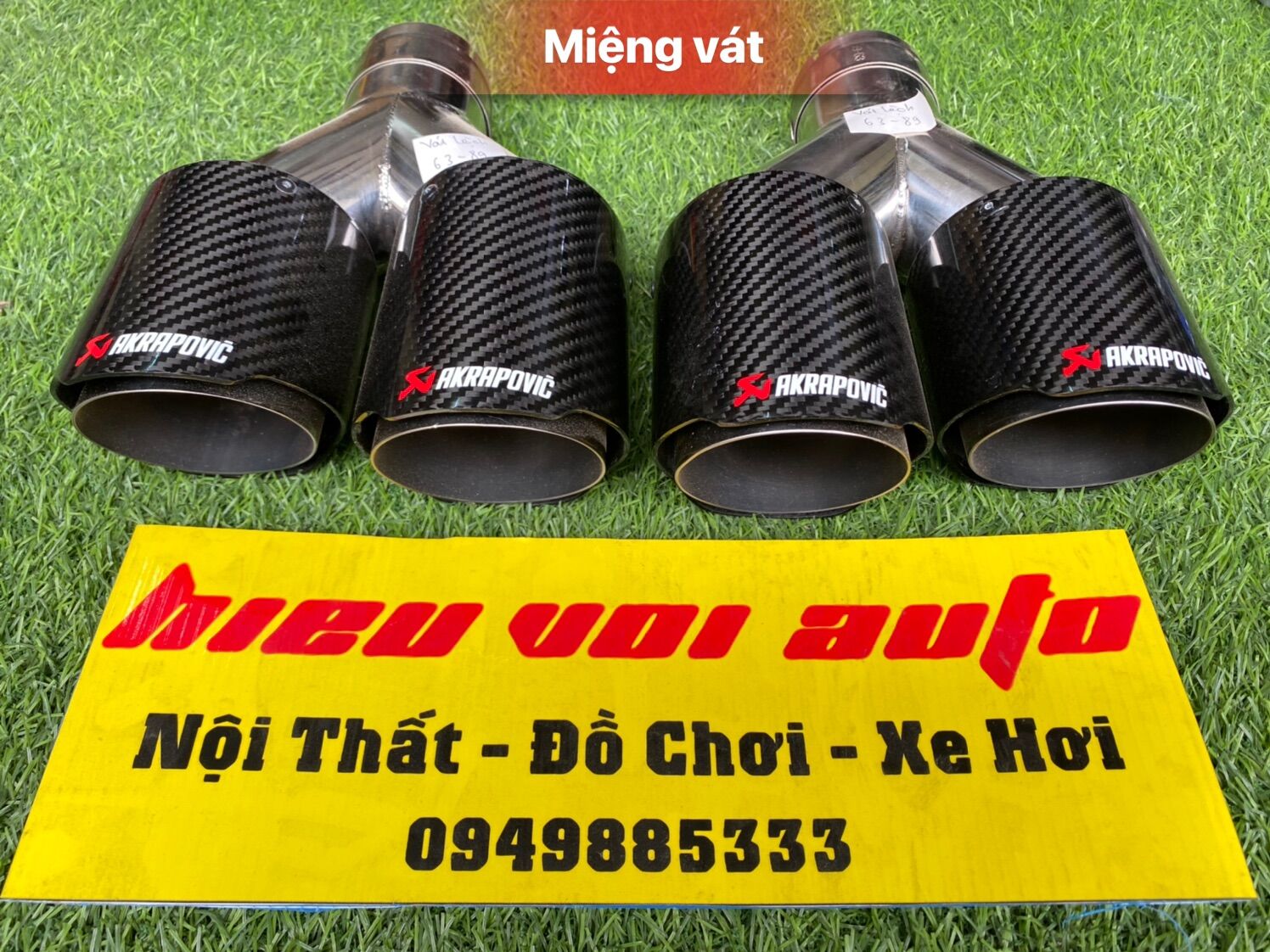 Chụp Pô Akrapovic độ được cho các loại xe tăng giá trị xe lên nhìn đẹp và hầm hố , vỏ ngoài bằng Carbon xịn . Chụp xả này chỉ để trang trí và tăng tính thẩm mỹ chứ không thay đổi tiếng của Pô nhé mấy bác. 0949885333