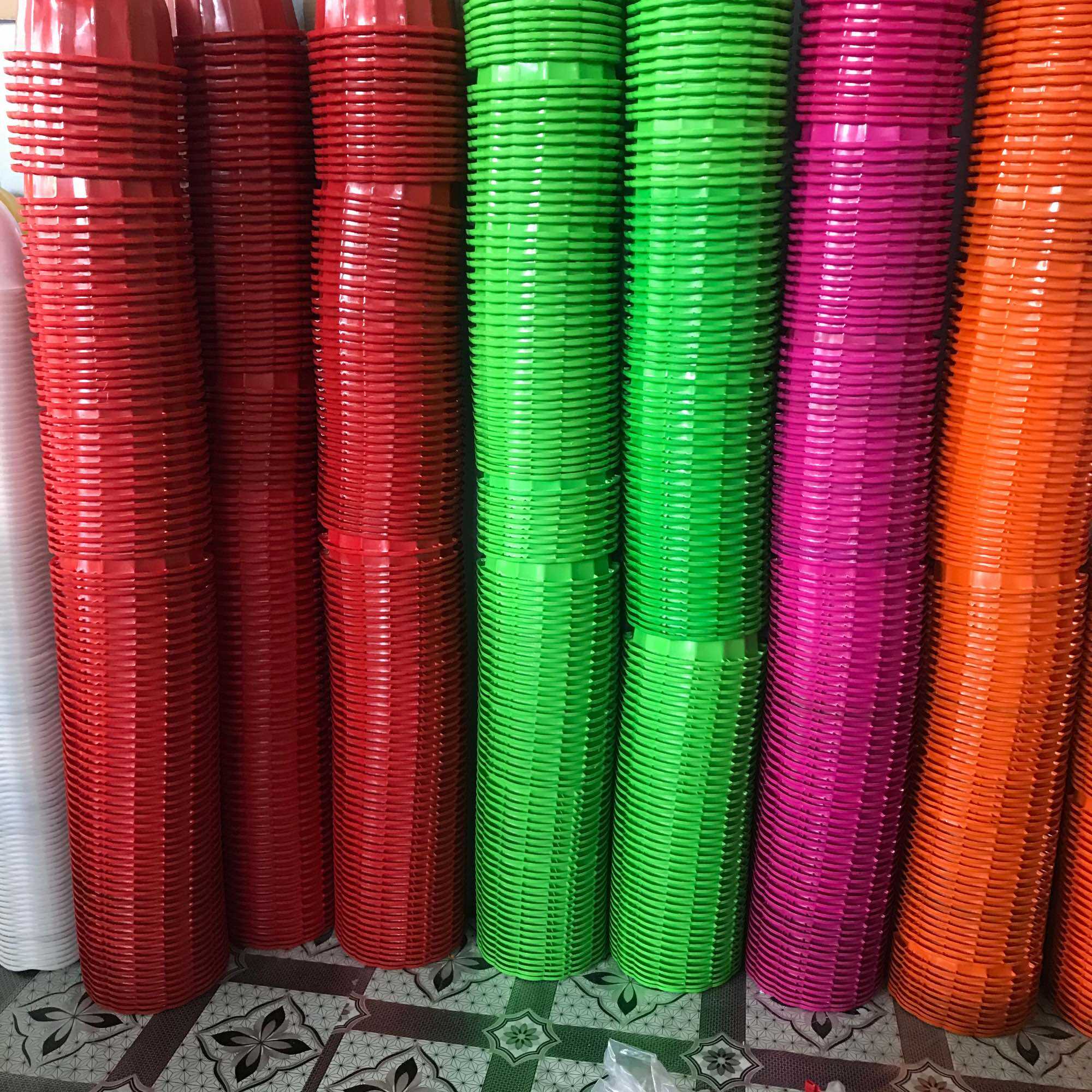 Combo 10 Chậu Treo Bí Lớn 22X14Cm (Chọn Màu, Kèm Dây Treo)