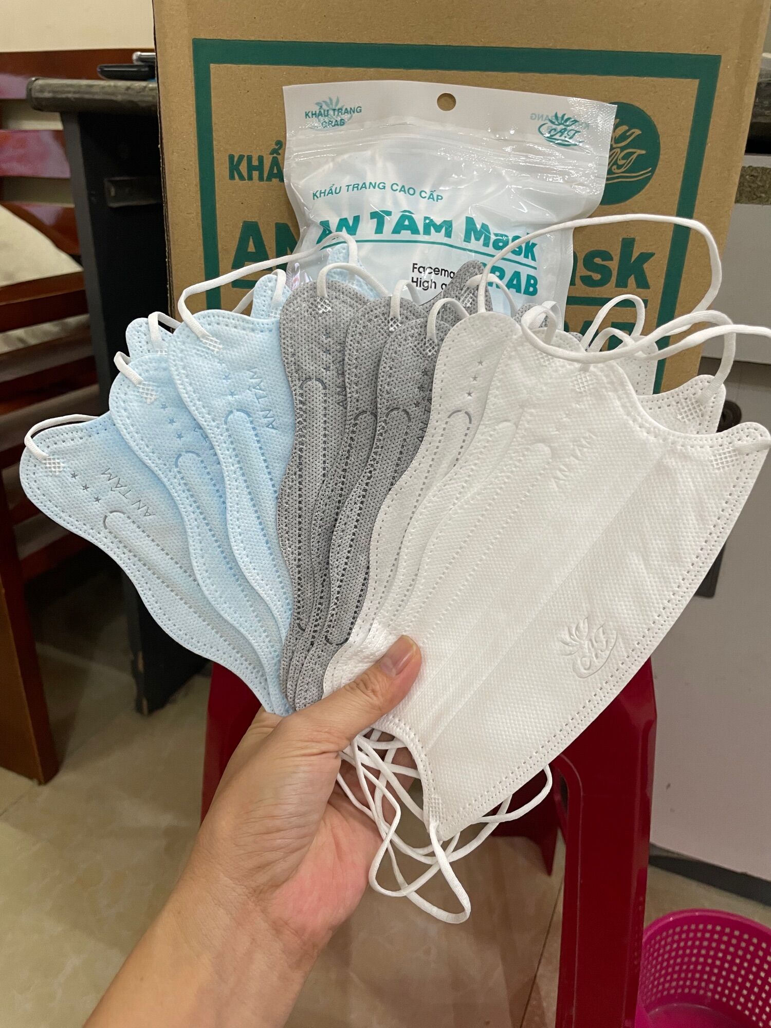 Set 50 chiếc (5gói) khẩu trang King crab hiệu An Tâm 4 lớp kháng khuẩn