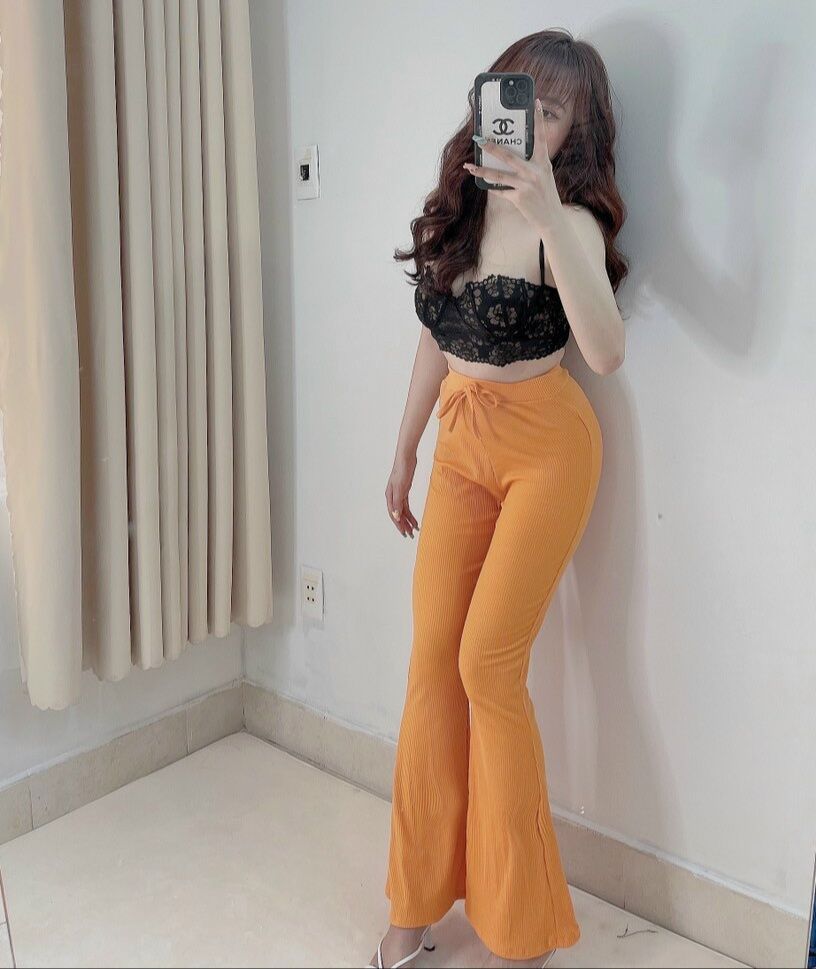 Quần ống loe lưng cao, quần thun ống loe cá tính