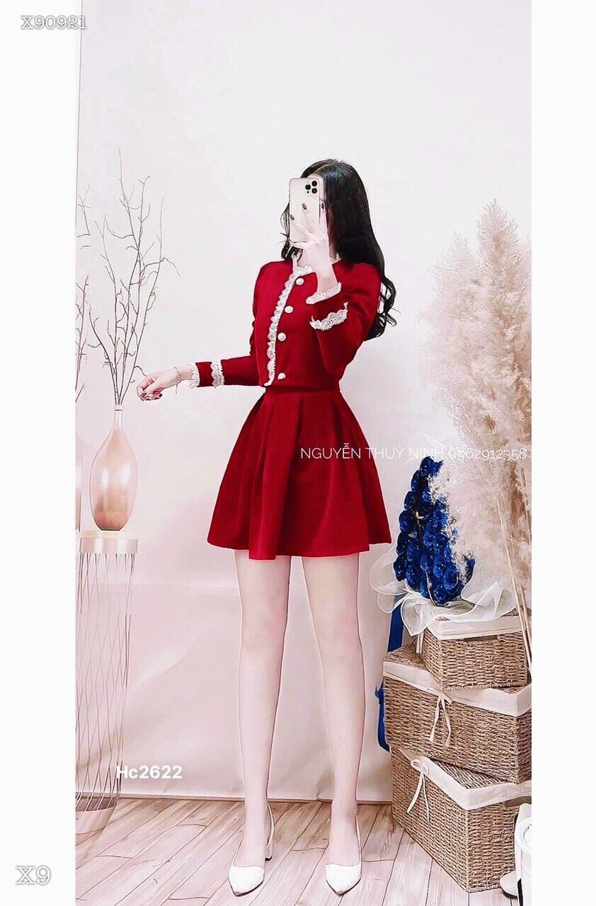 Sét áo nhung viền ren đỏ và chân váy có quần, freesize