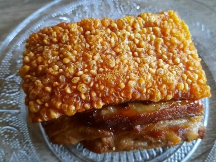 Dụng cụ xăm bì [đâm thịt ướp cho thấm]
