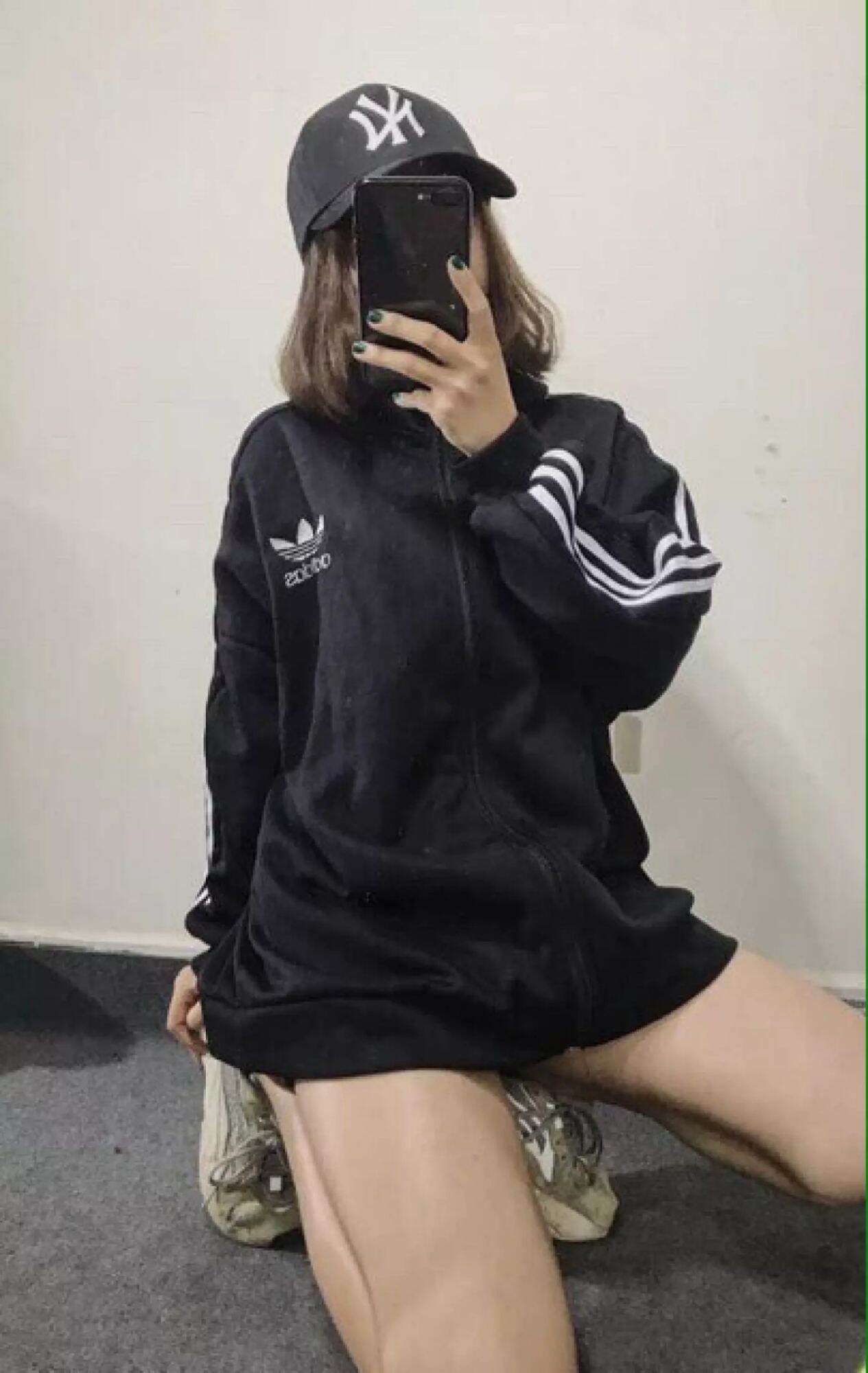 ÁO KHOÁC LOGOO DASSS SẴN 4 MÀU(tặng 1 móc khoá nhỏ)