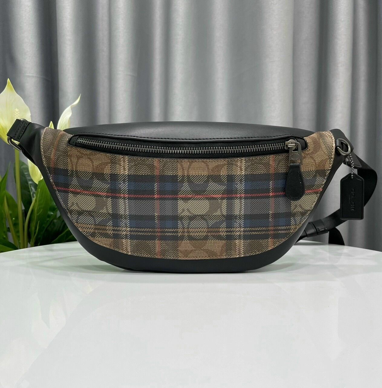 Túi bao tử coach (40-17-7cm)