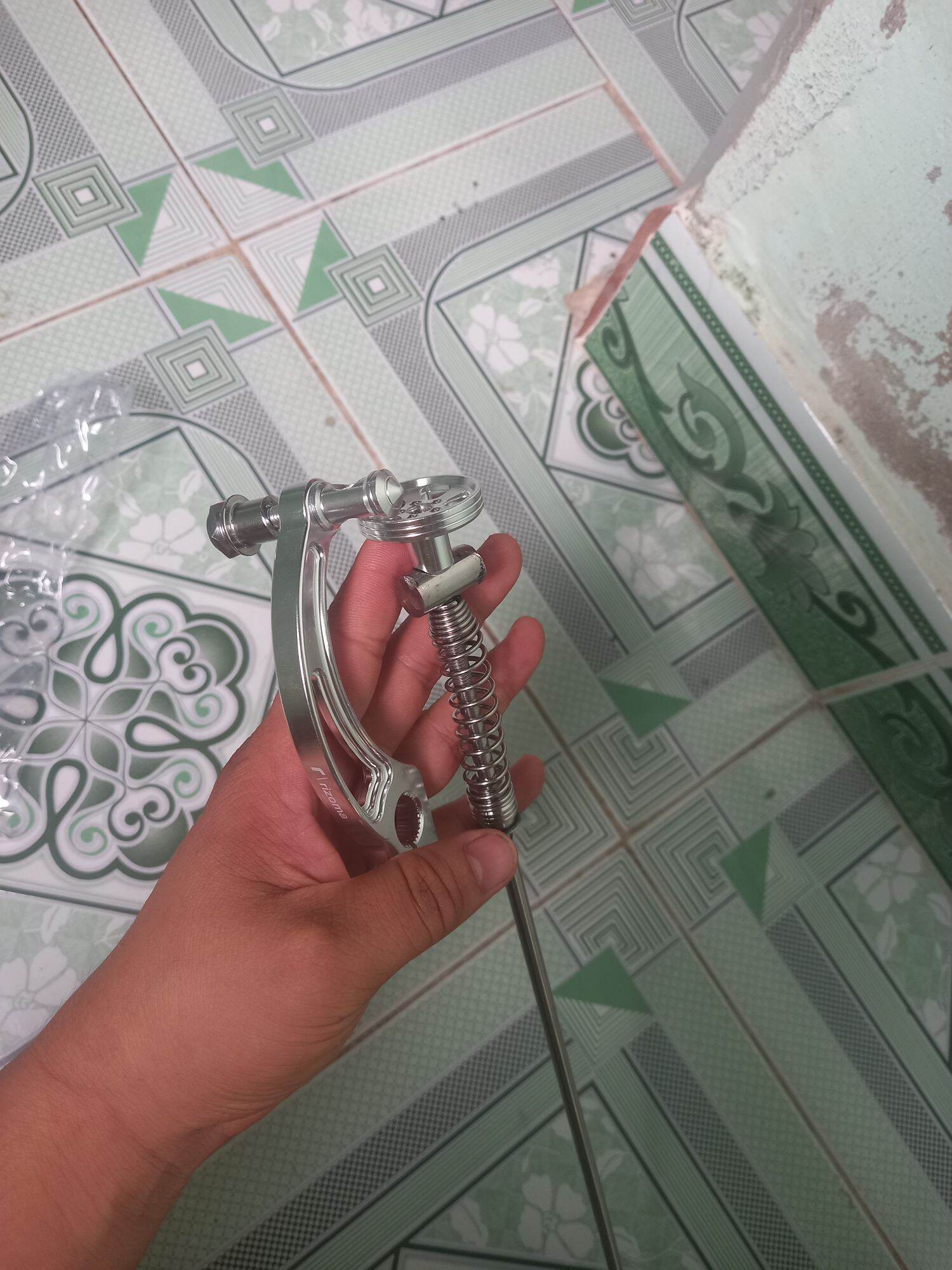 Combo đũa càng thắng inox cho sirius xăng cơ