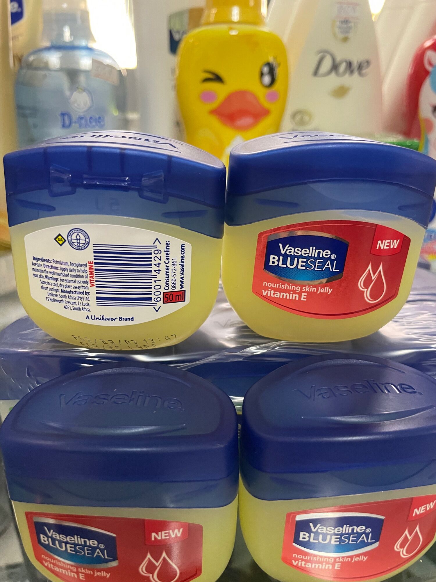 Combo 2 hủ sáp dưỡng vaseline Blueseal Vitamin E 50ml- châu Âu