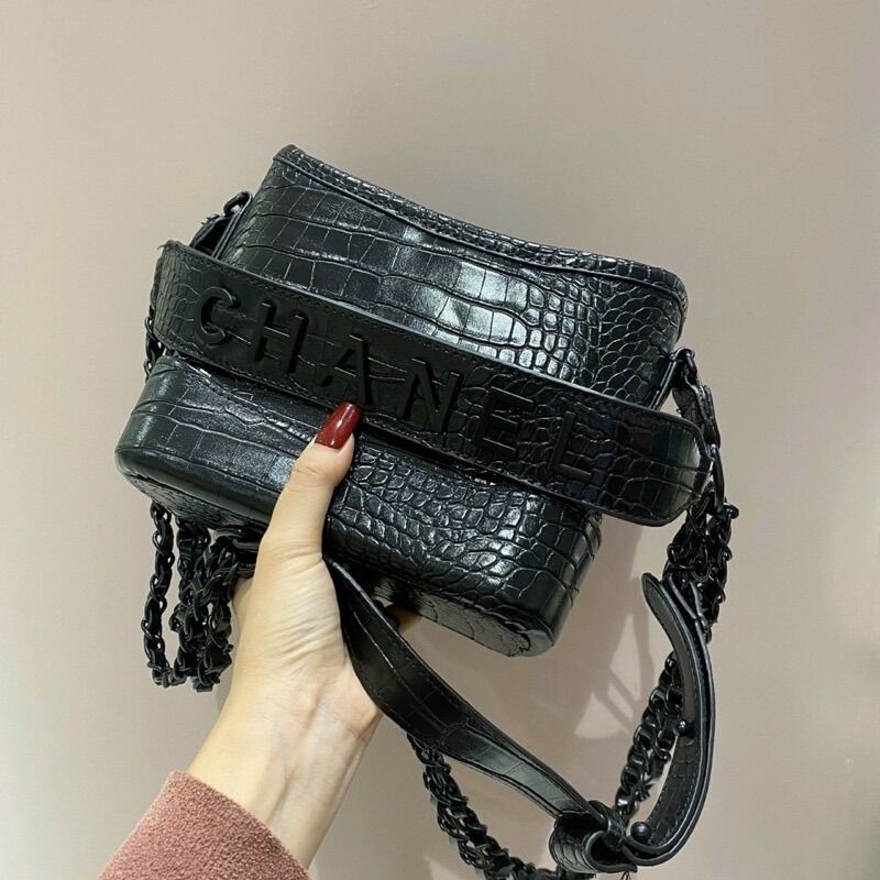 Túi đế cứng da rắn size 22 sale sốc(không hộp)