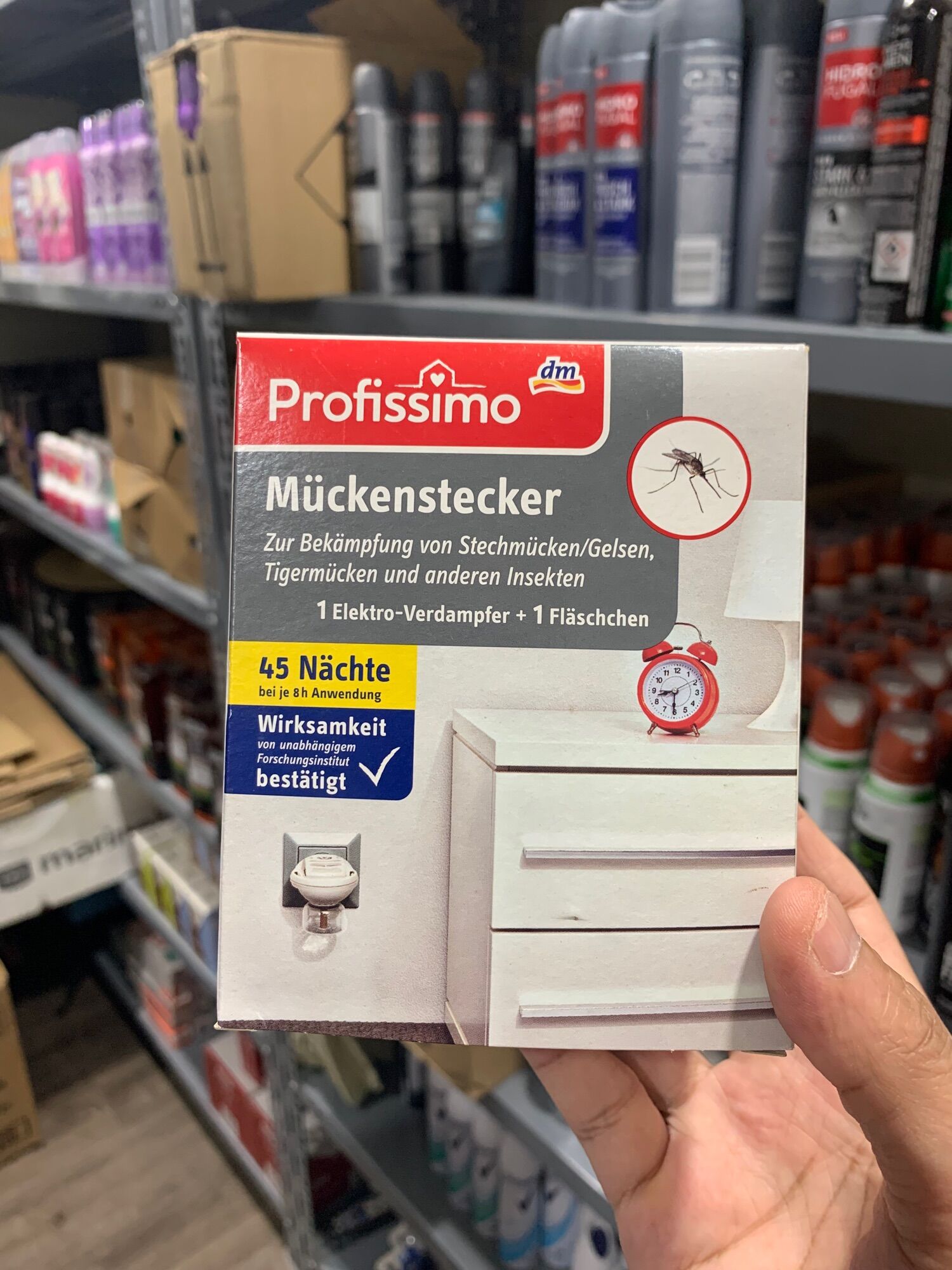 Máy xông tinh dầu đuổi Muỗi Profissimo, Đức