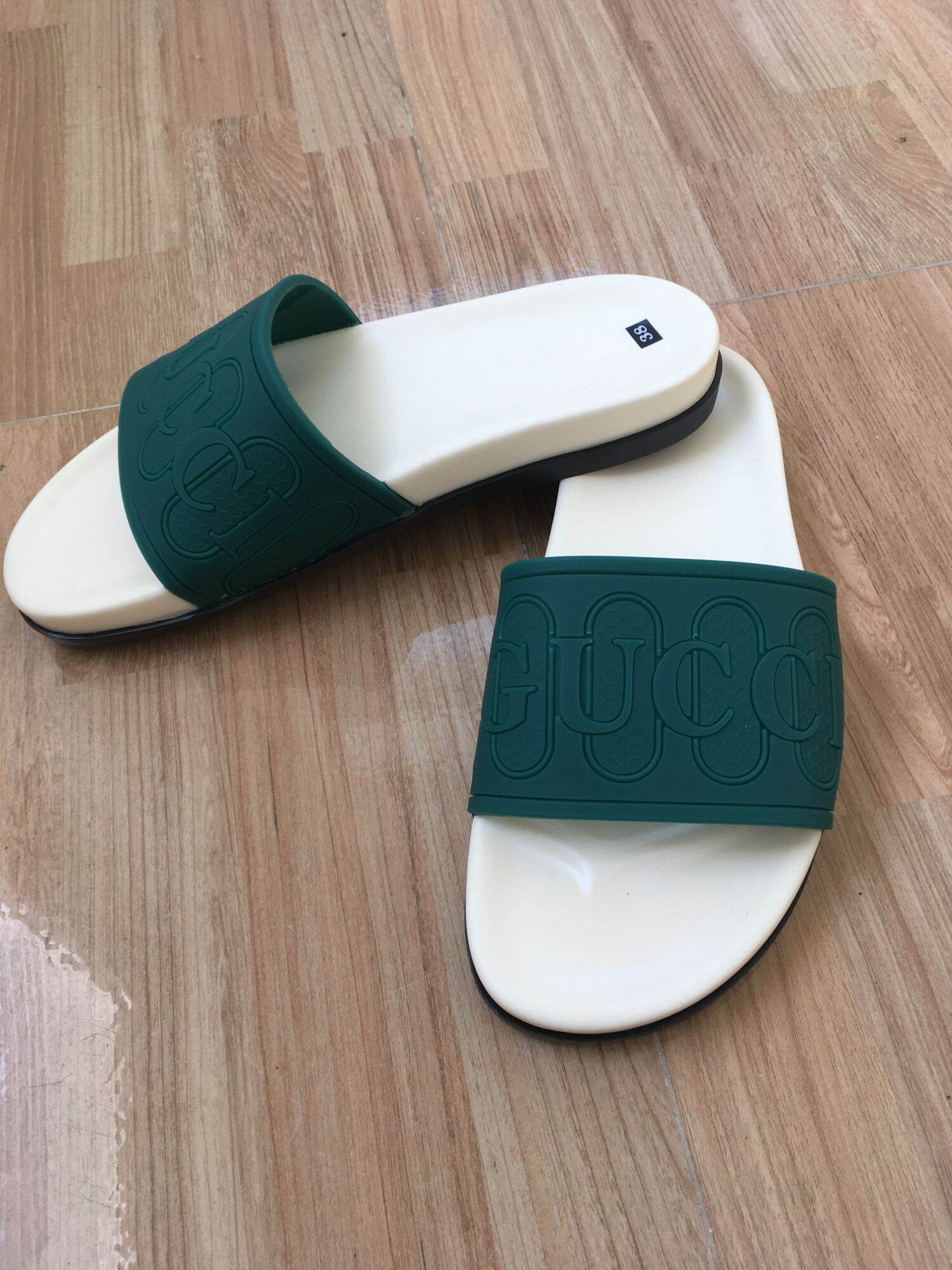 Dép quai ngang đế đúc liền khối cao 3 phân