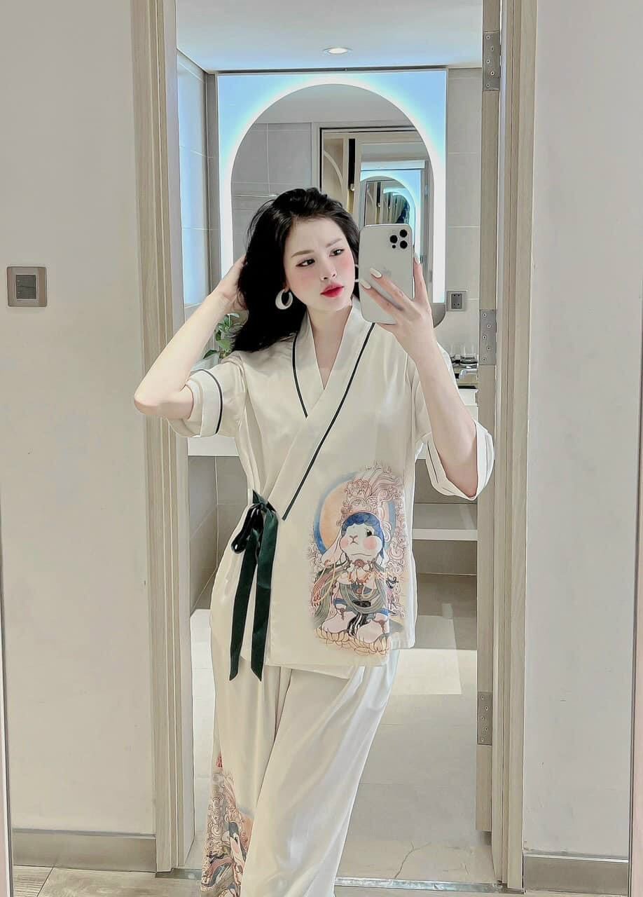 BỘ LỤA XƯỚC KIỂU DÁNG KIMONO