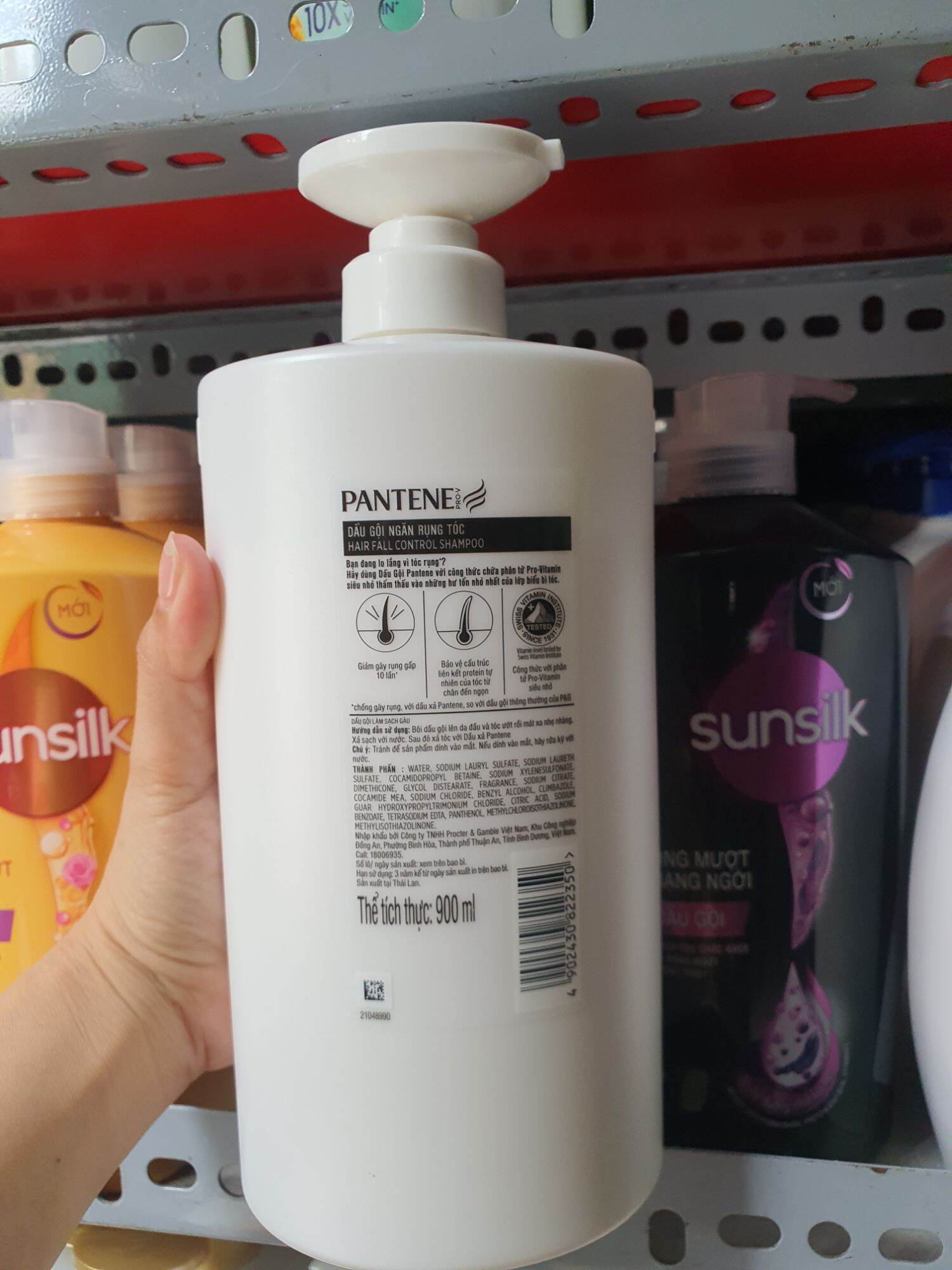 Dầu gội Pantene ngăn rụng tóc 900ml