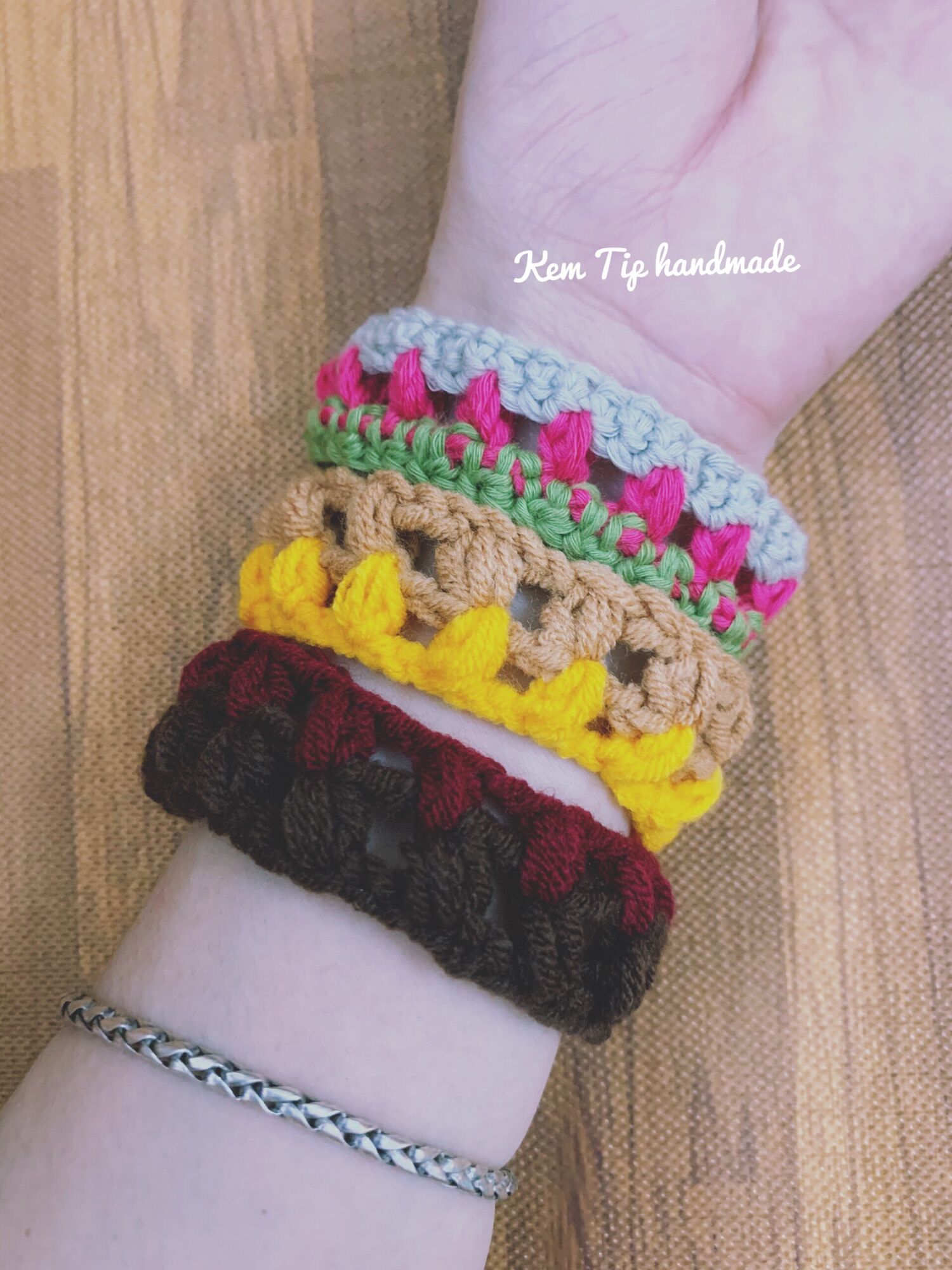 Vòng tay đan len handmade, vòng tay nữ, vòng tay đôi